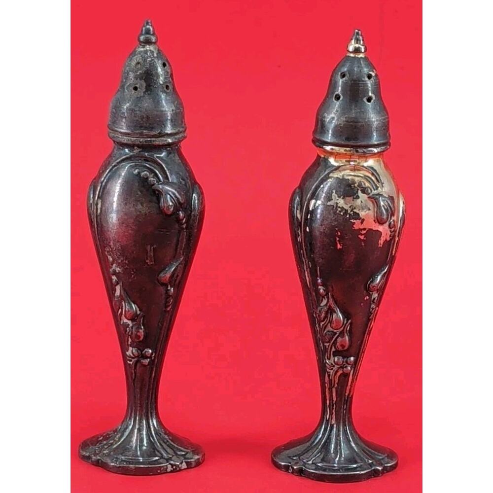 VINTAGE StanHome Silver Plated Salt & Pepper Shakers Ornate Nouveau Style #240
